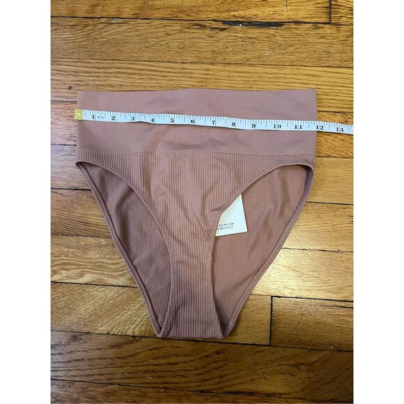 COS RIBBED UNDERWEAR - Picture 4 of 9